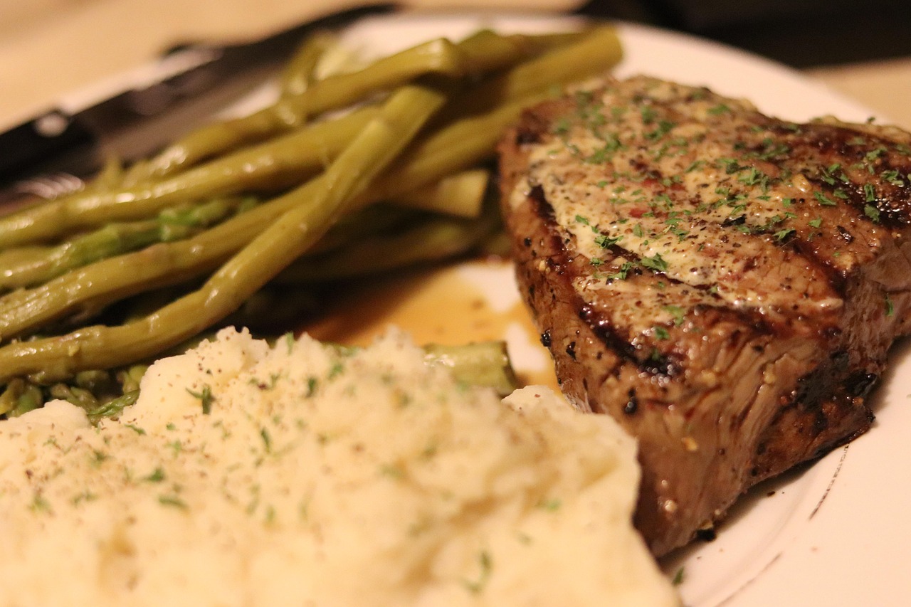 steak dinner, steak, mashed potatoes, asparagus, delicious, meal, kitchen, protein, grill, grilled steak, mashed potatoes, mashed potatoes, mashed potatoes, mas